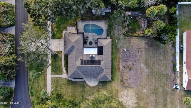 Building Photo - 864 S Beach St