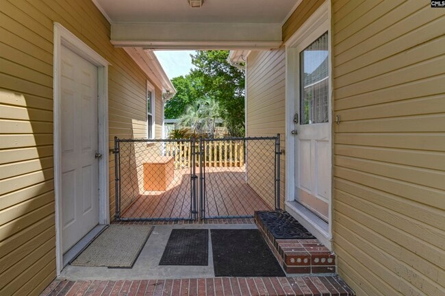 Building Photo - 418 Wise Ferry Rd