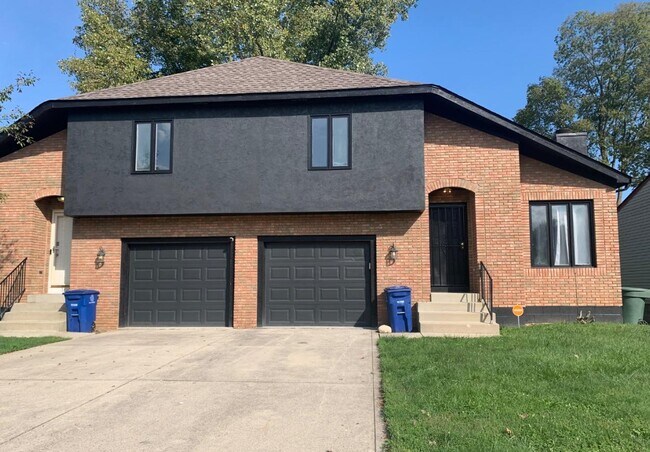 Building Photo - 5808 Stormcroft Ave