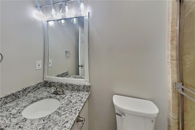 Building Photo - 66 Freestone Ln