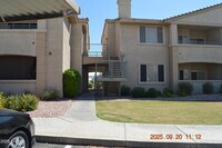 Building Photo - 16013 S Desert Foothills Pkwy