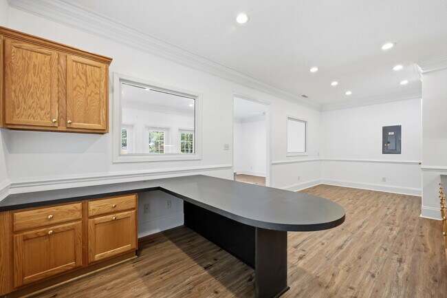Building Photo - 3101 Sawyers Mill Dr