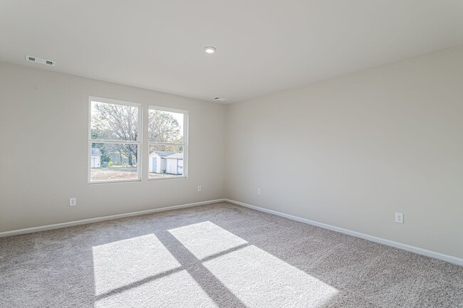 Building Photo - Price Improvement! Brand New Home in Boili...