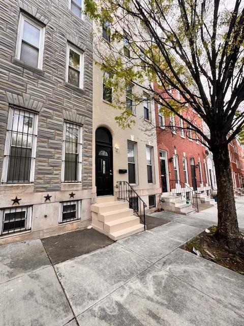 Building Photo - 1033 N Fulton Ave