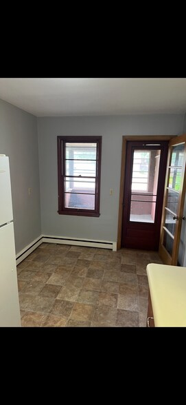 Building Photo - 315 Palomino Ln