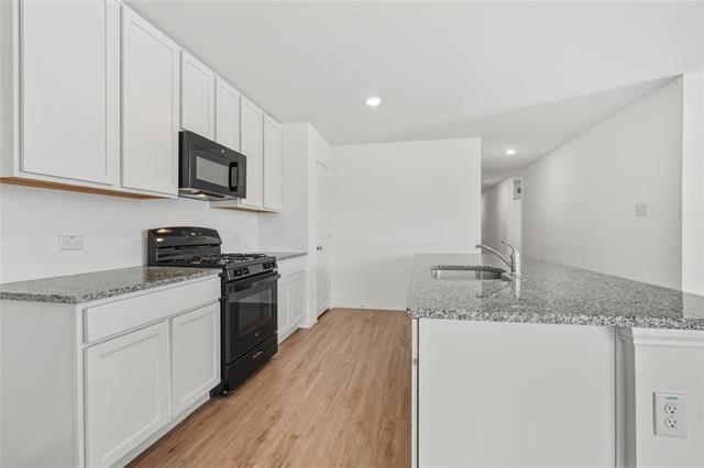 Building Photo - 14901 Tejano St