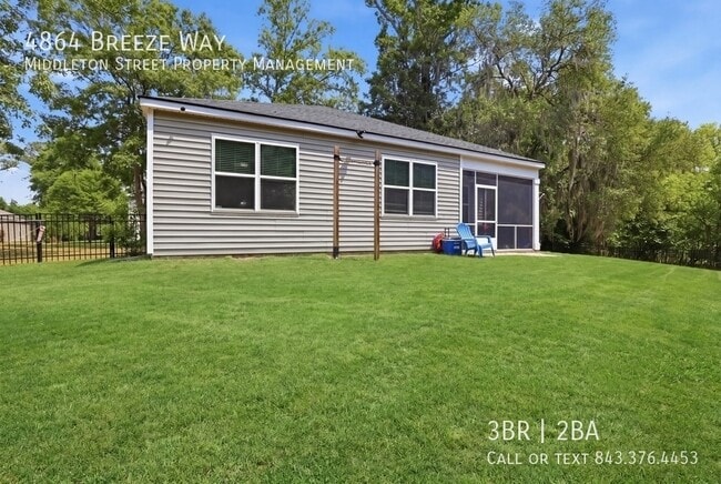 Building Photo - 4864 Breeze Way