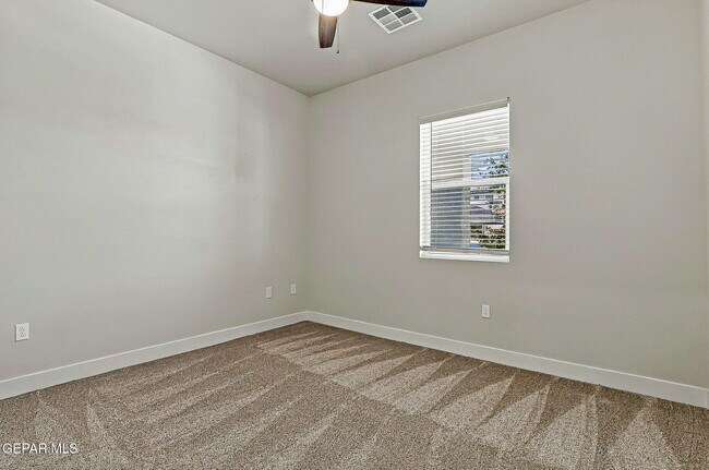 Building Photo - 1807 Ritzy Lou Pl