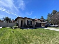 Building Photo - 31083 Manford Dr