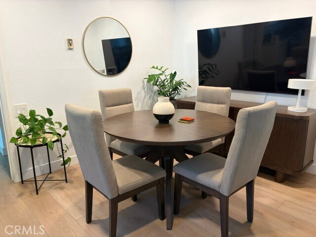 Building Photo - 392 Avenida Castilla