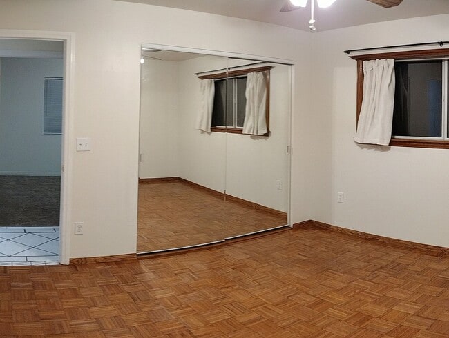 Building Photo - House with Separate studio apartment Included