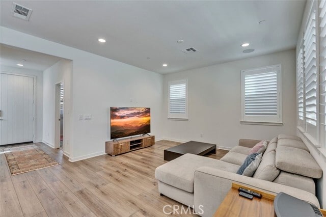 Building Photo - 11061 Renewal Dr