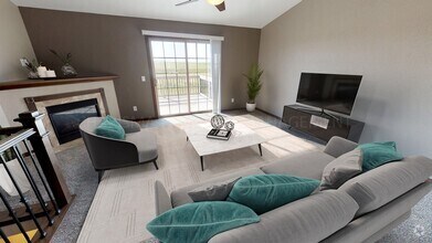 Building Photo - 3 BD, 2 BA TOWNHOME, ATTACHED GARAGE, FIRE...