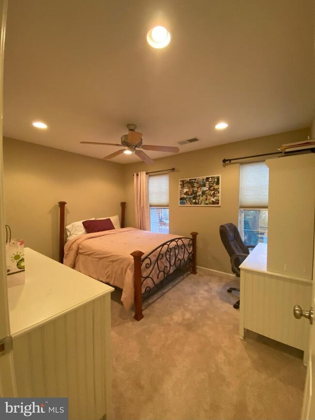 Building Photo - 18261 Camdenhurst Dr