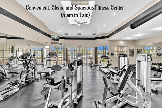 Building Photo - 2831 N Oakland Forest Dr