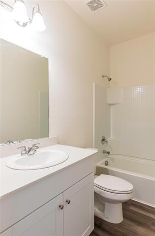 Building Photo - 5508 Brownstone Ln