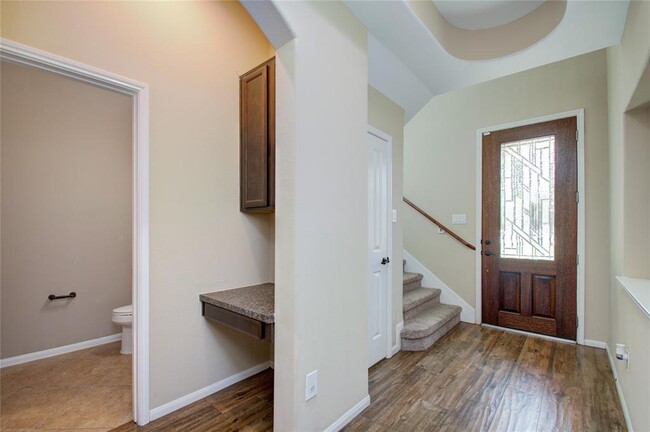 Building Photo - 9238 Solvista Pass Ln