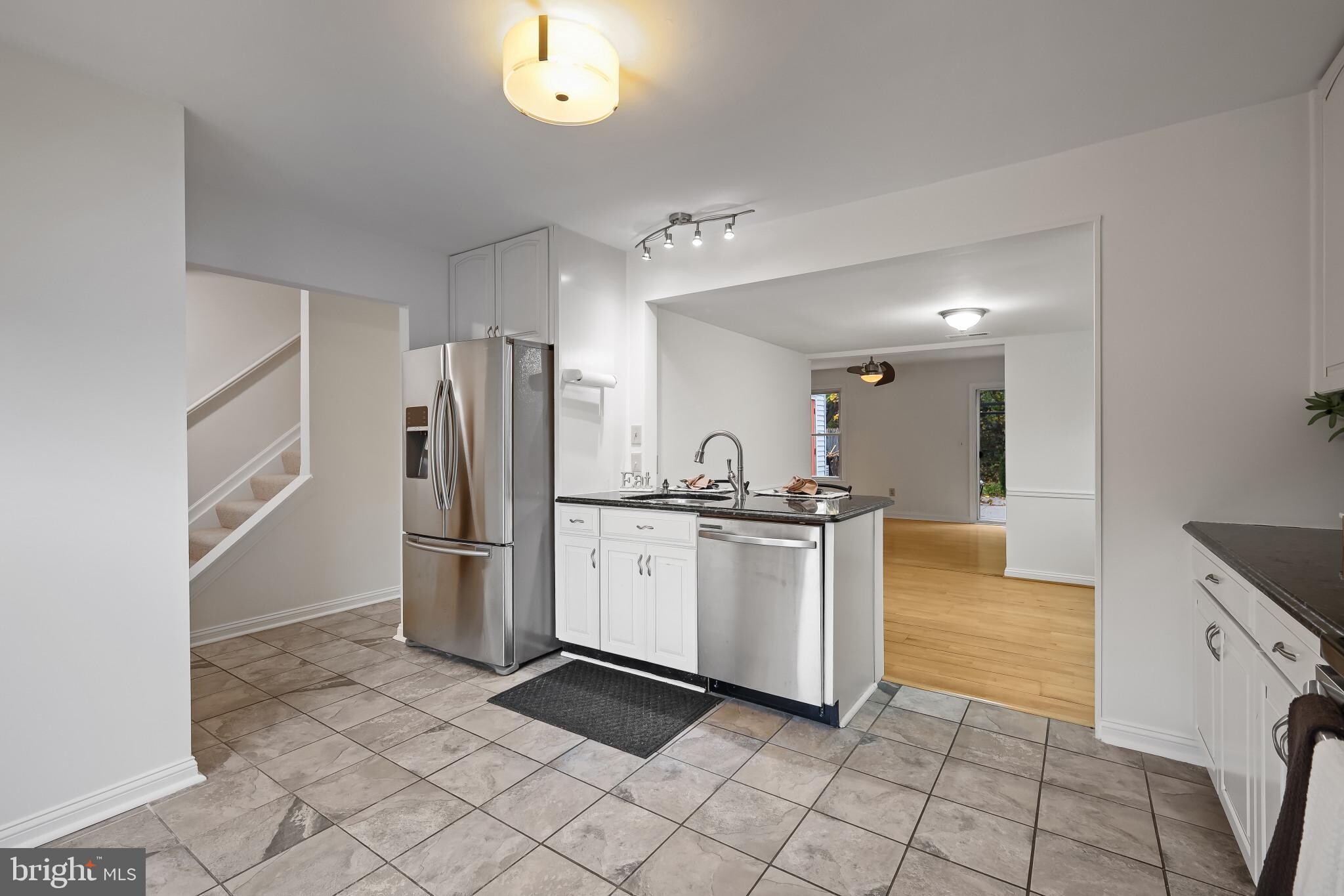 Building Photo - 332 Charred Oak Ct