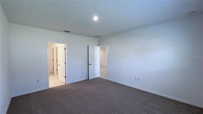 Building Photo - 5557 Tranquila Ln