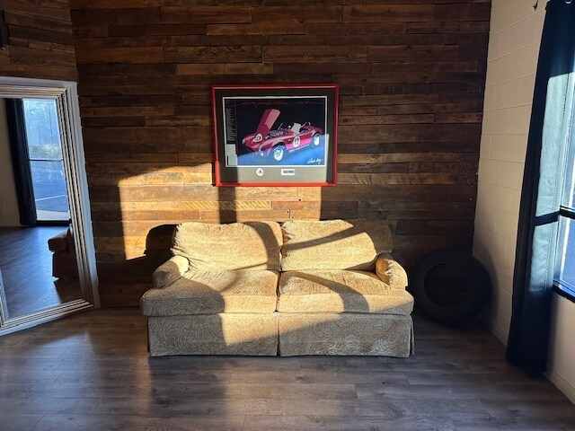 Building Photo - 120 N Pacific St