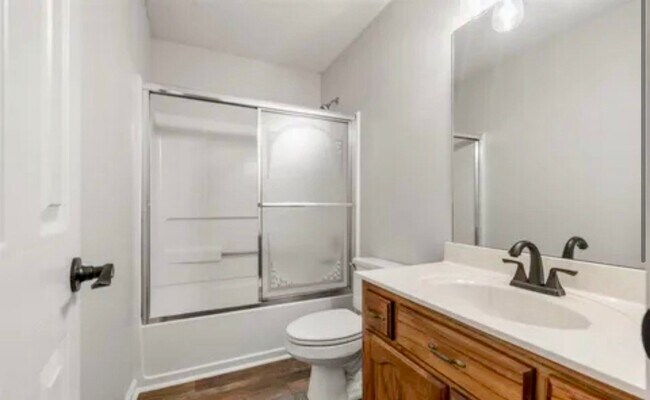Building Photo - 5428 Bradley Dr