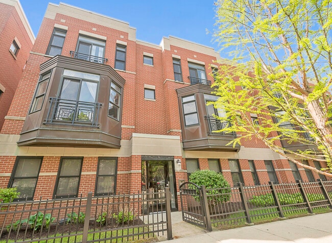 Primary Photo - 943 W 14th Pl