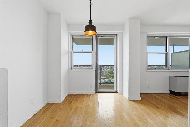 Building Photo - 6600 JFK Blvd E