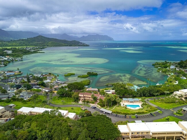 Building Photo - Experience Island Living at Its Finest in ...
