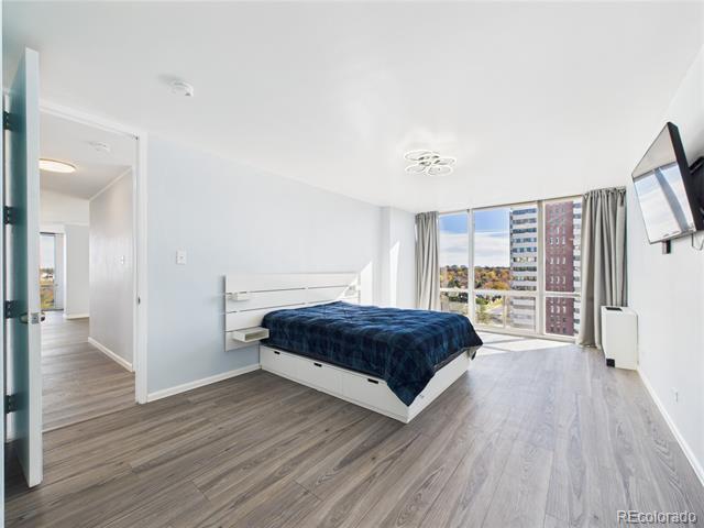 Building Photo - 3100 E Cherry Creek S Dr