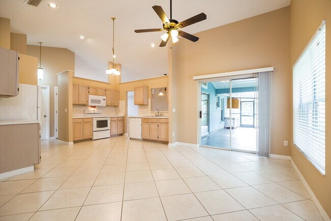 Building Photo - 1254 Countrywind Dr