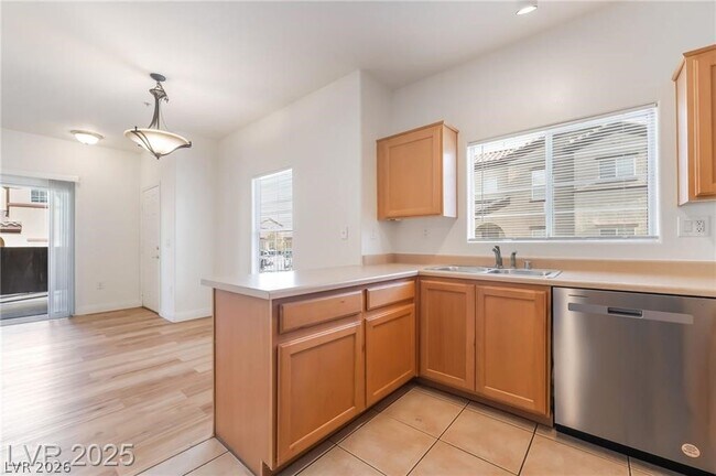 Building Photo - 7660 W Eldorado Ln