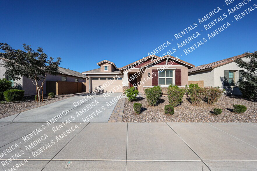 Building Photo - 2256 E Ridgewood Ln