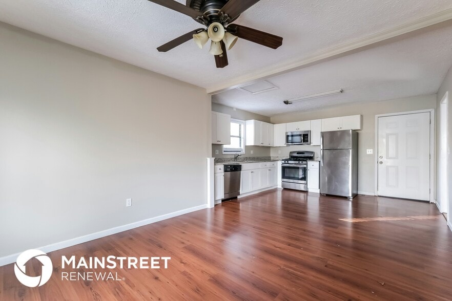 Building Photo - 1141 Reading Dr NW