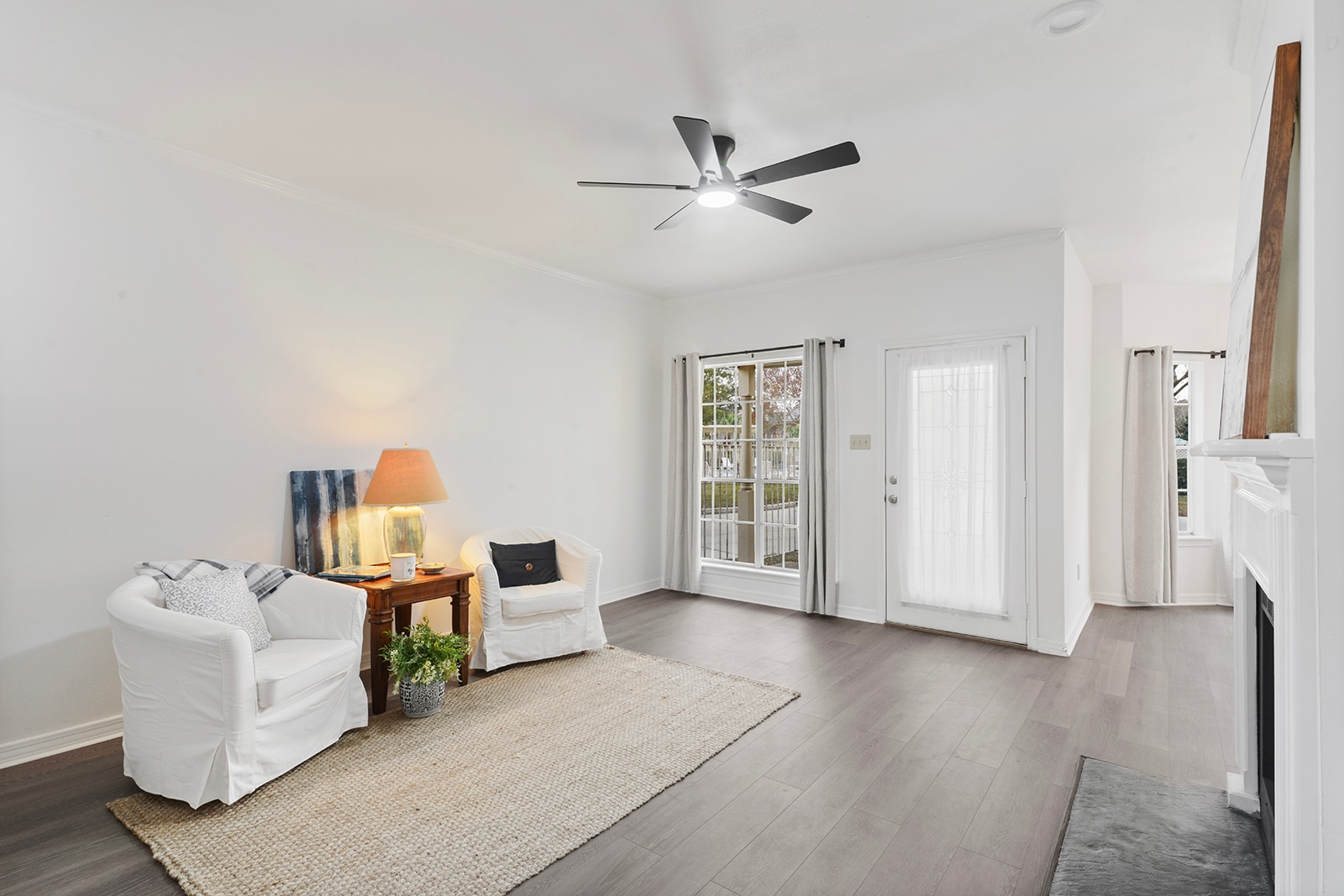 Another view of the living room - 2205 Audubon Trce
