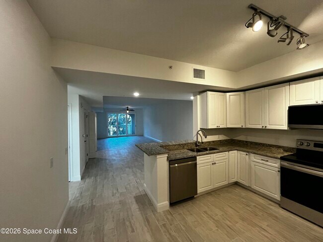 Building Photo - 735 Pilot Lane