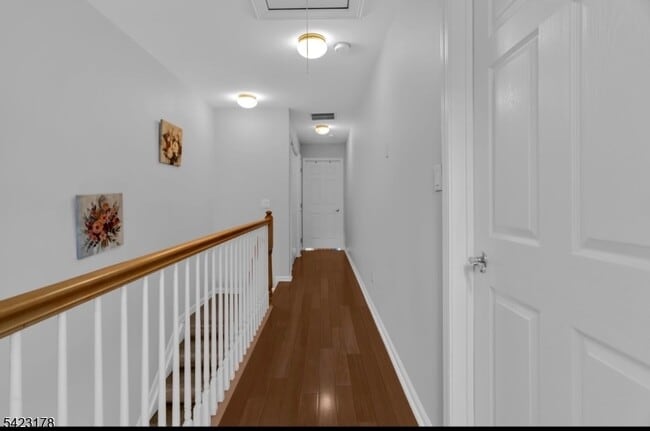 Building Photo - 451 Hartford Dr