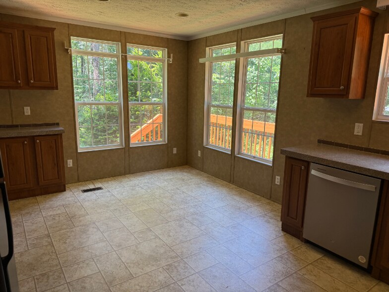 Building Photo - 267 Little Cove Creek Dr