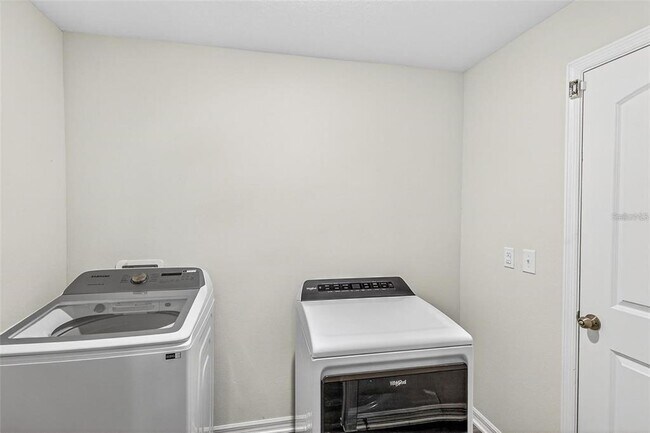 Building Photo - 842 Gila Way