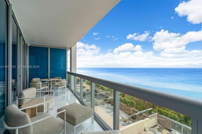 Building Photo - 6899 Collins Ave