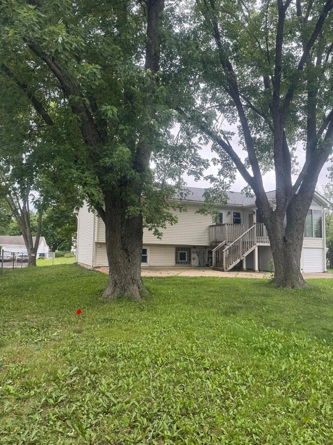 Building Photo - 980 Brush Hill Ln