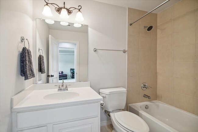 Building Photo - 18531 Duke Lake Dr