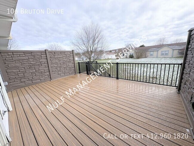 Building Photo - 106 Bruton Dr