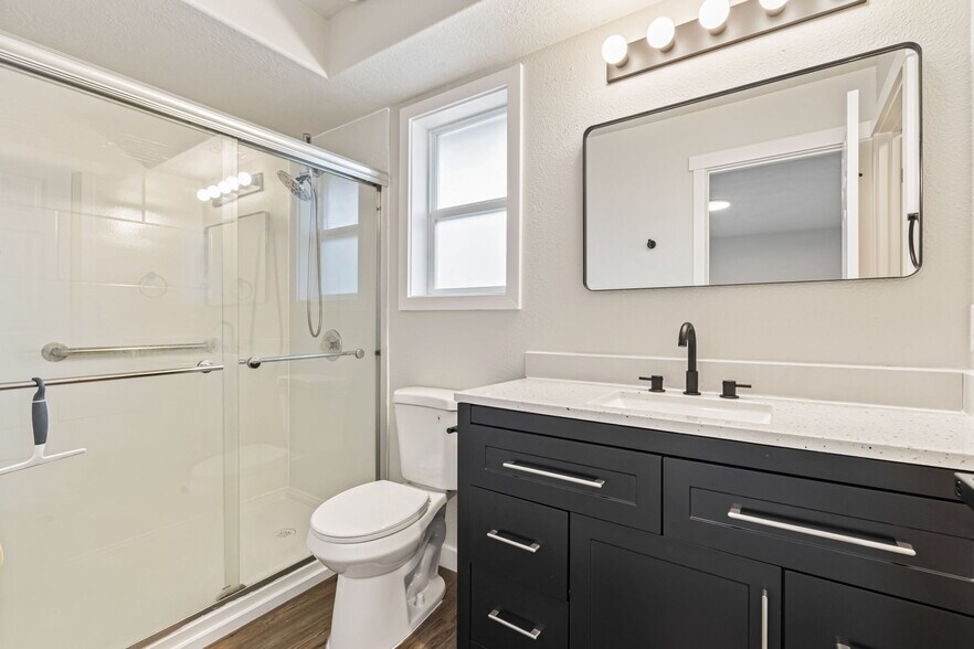 Building Photo - 11035 W Halstead Ct