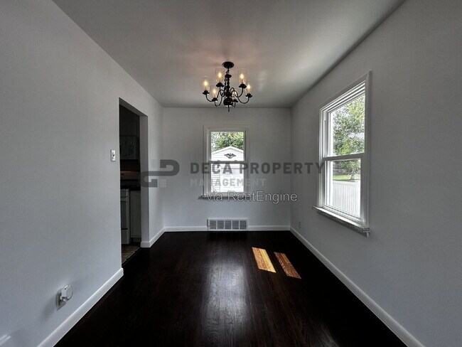 Building Photo - 10922 Juniper Ct