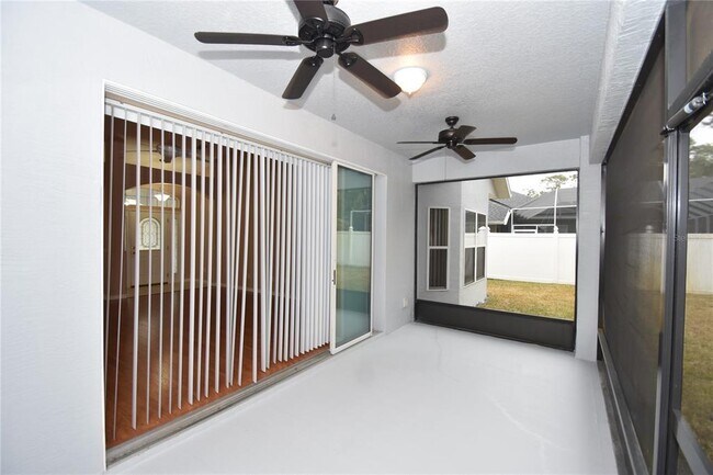 Building Photo - 11 Ellsworth Dr