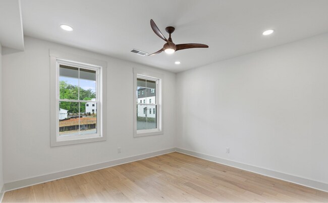 Building Photo - Luxury Living in Peachtree City