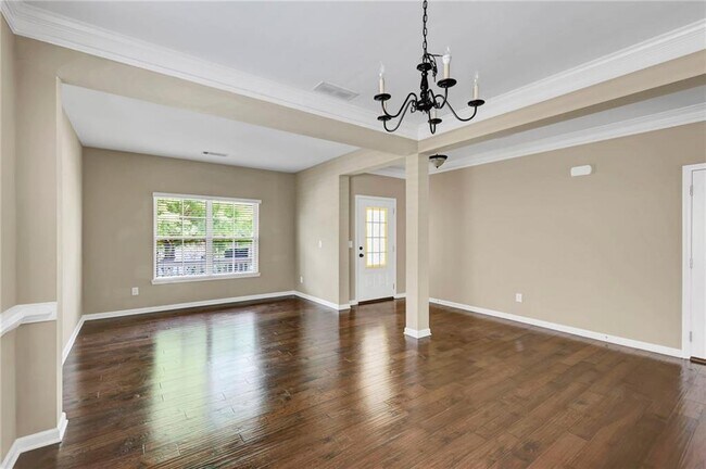 Building Photo - 5957 Stow Dr