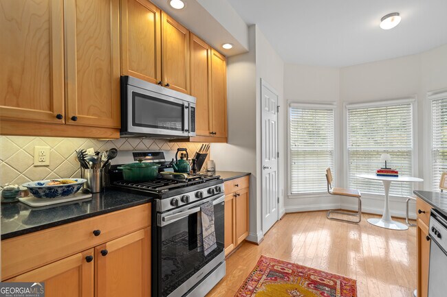 Building Photo - 50 Biscayne Dr NW