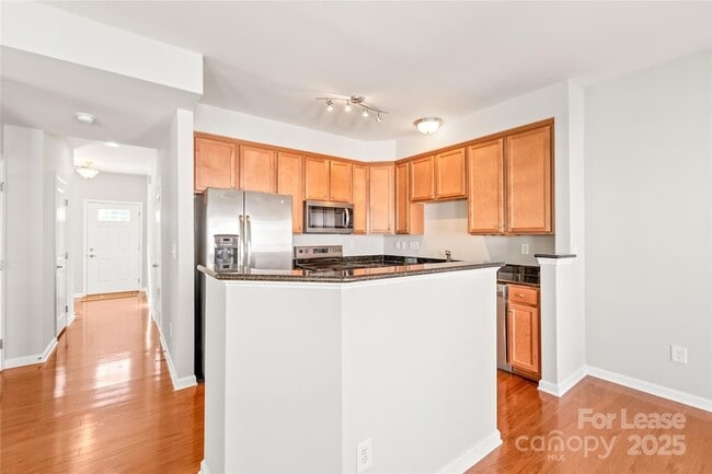 Building Photo - 7736 Sweet Fern Way