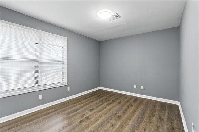 Building Photo - 3009 Hawthorne Pl